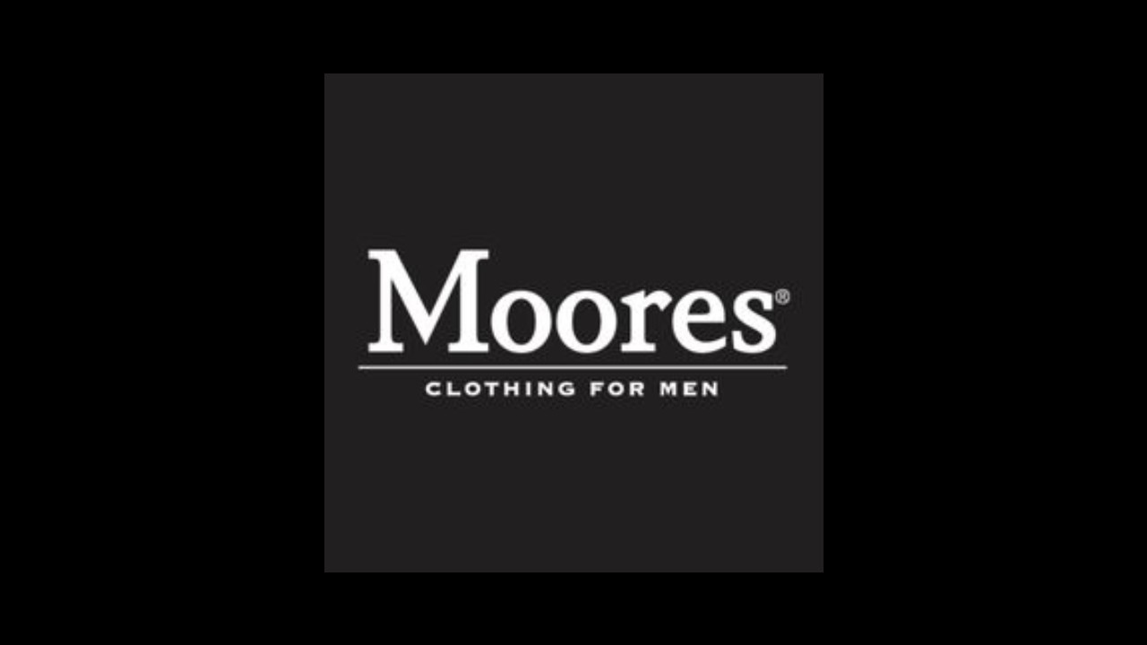 Vetements Moores- narrateur de pub